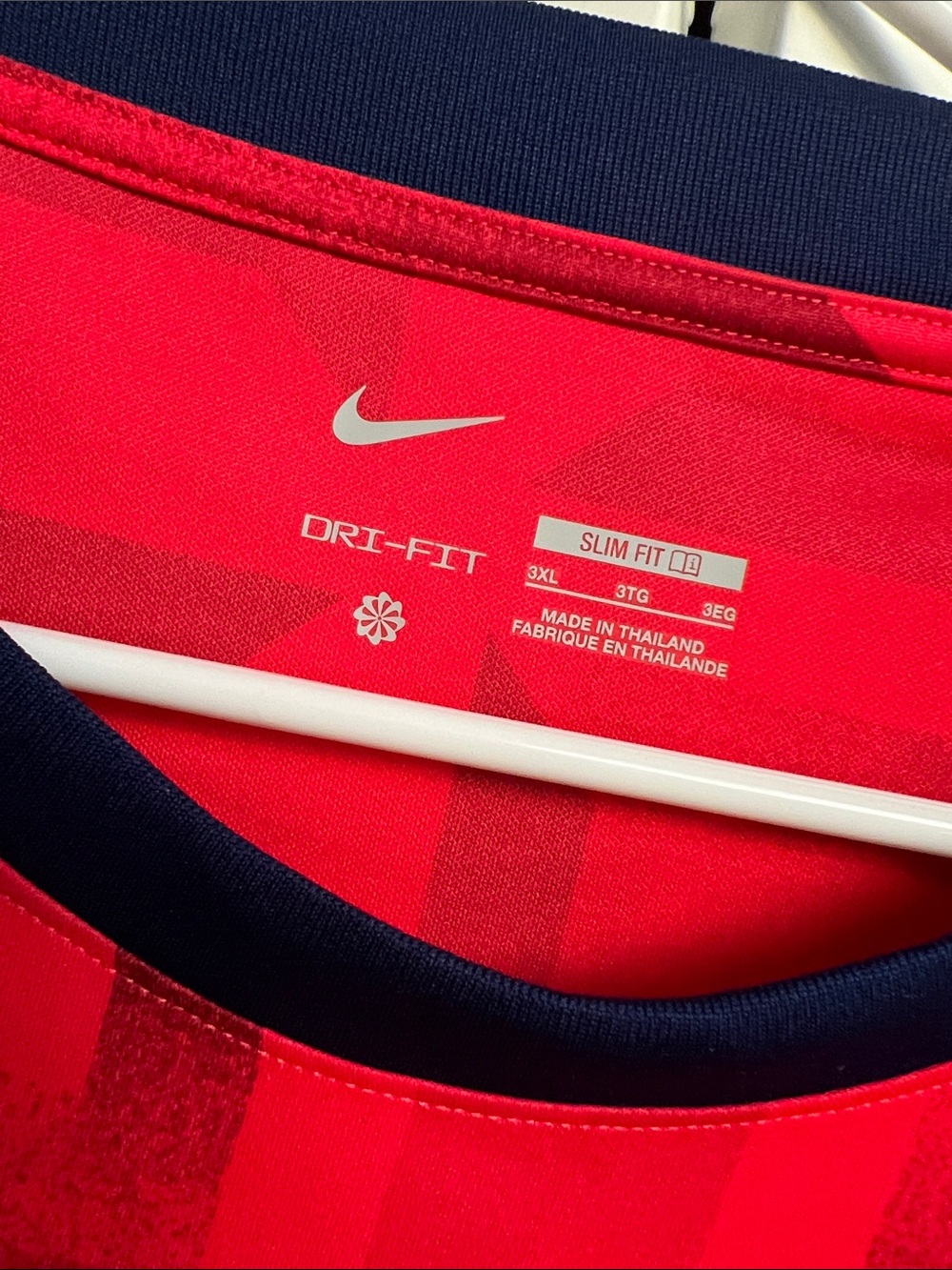 England 2024 Nike Pre-Match Shirt (Size 3XL) - Picture 2 of 7